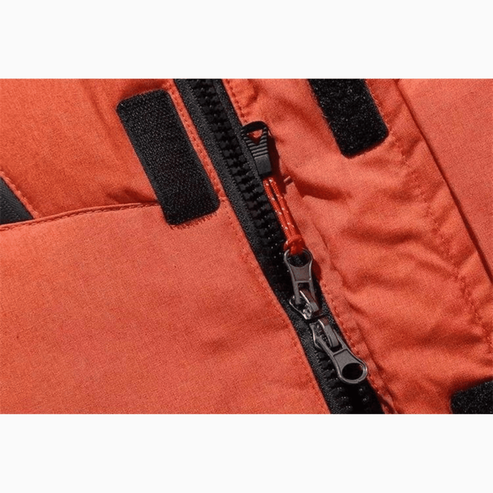 Stylová pánská outdoorová zimní bunda s odnímatelnou kapucí